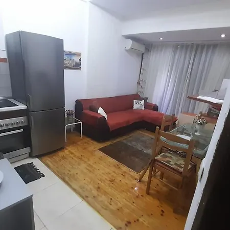 Geri Apartment *