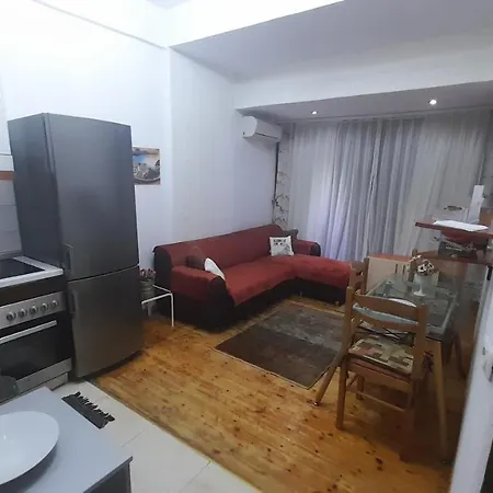 Geri Apartment